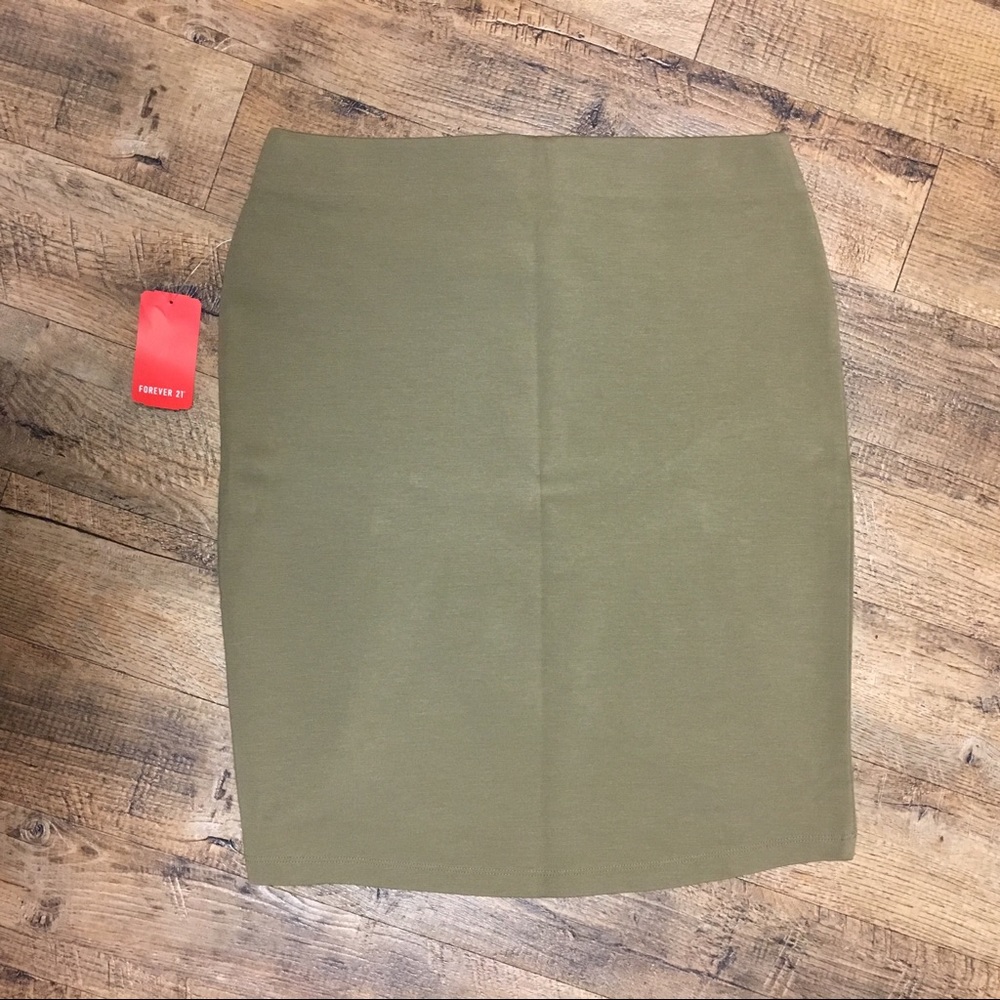 NWT Forever 21 skirt - Picture 2 of 5